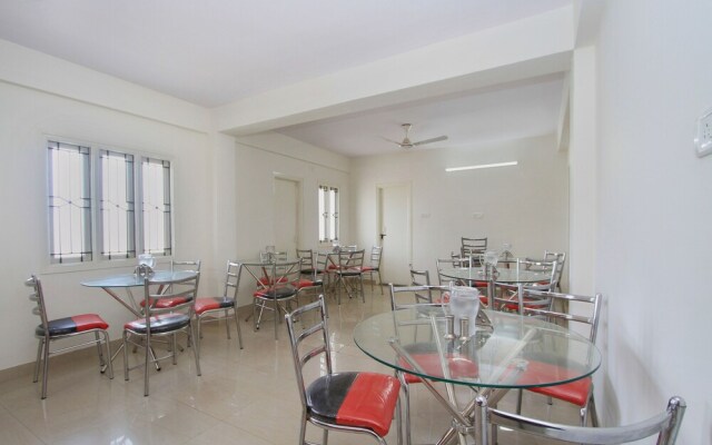 OYO 10258 Hotel Hibiscus Hebbal