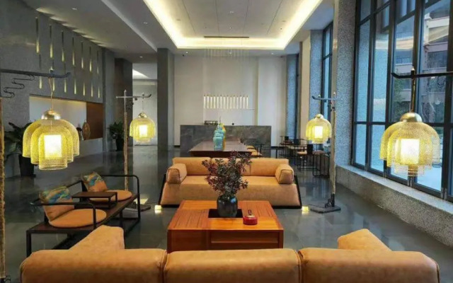 Rezen Hotel Aoyue