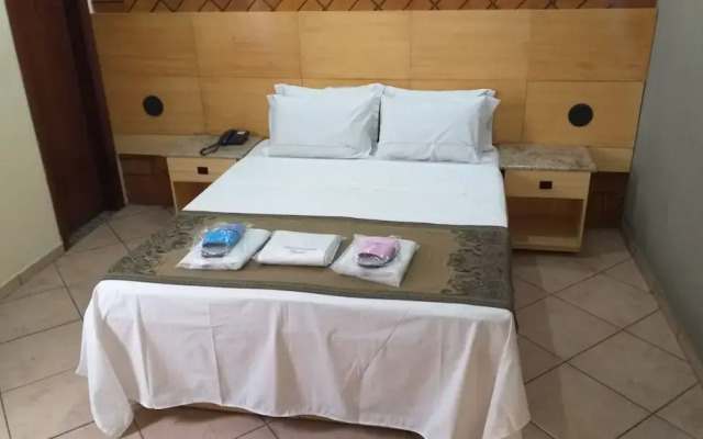 Hotel Millennium