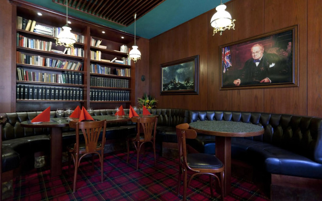 Hotel Excelsior