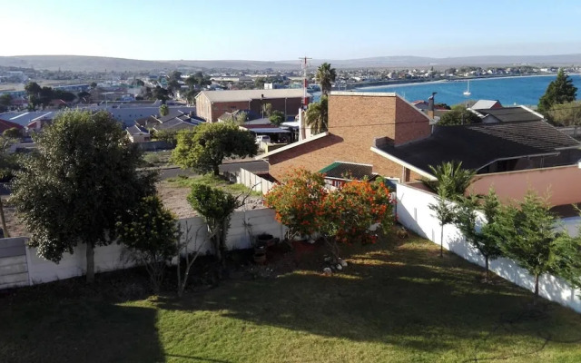 Saldanha Bay Lodge