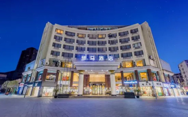 hotelImage
