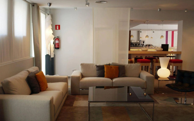 Eco Alcala Suites