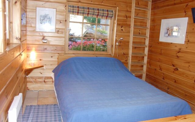 Quaint Holiday Home in Valfrejus with Garden