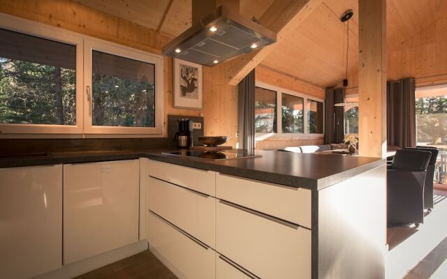 Peaceful Chalet in Turracherhöhe with Indoor Hot Tub