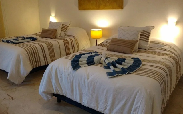 Vista Condominium by ChezPlaya