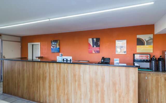 Motel 6 Townsend, GA