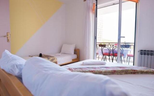Apartmani Sutic & Restaurant San