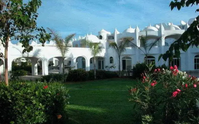 villa pied dans l eau Skhirat plage