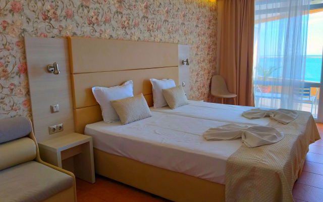Aphrodite Beach Hotel