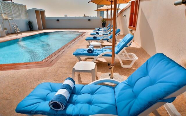 Signature Inn Deira - Free Parking