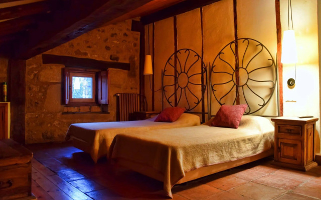 Real Posada De La Mesta