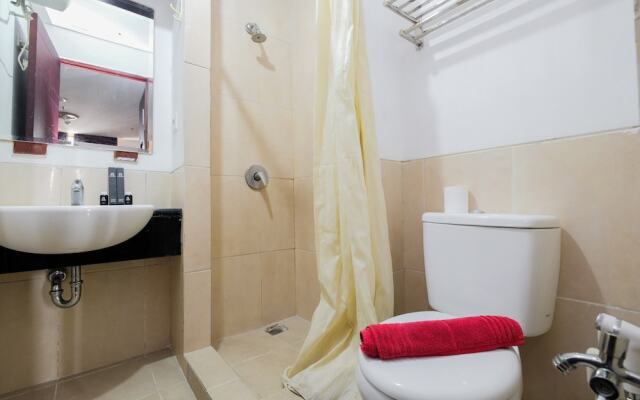 Comfort Living Studio Apartment At Mangga Dua Residence