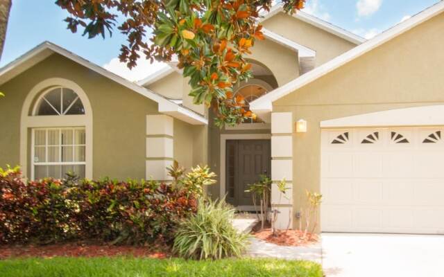 4 Bed 8065