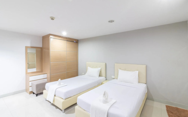 Siam Privi Hotel