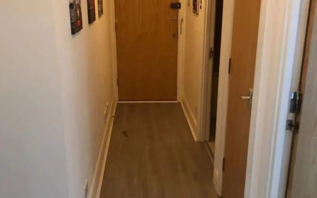Spacious 1 Bedroom Flat Near Charterhouse Square