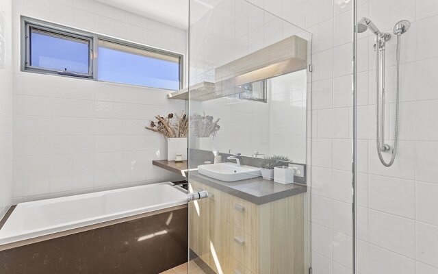 Foreshore Drive, 55