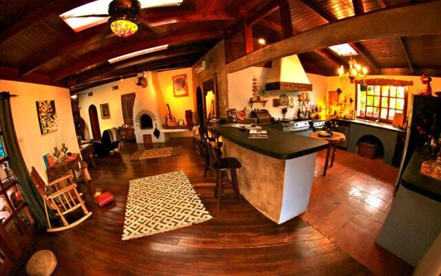 Toad Hall Hotel Arenal