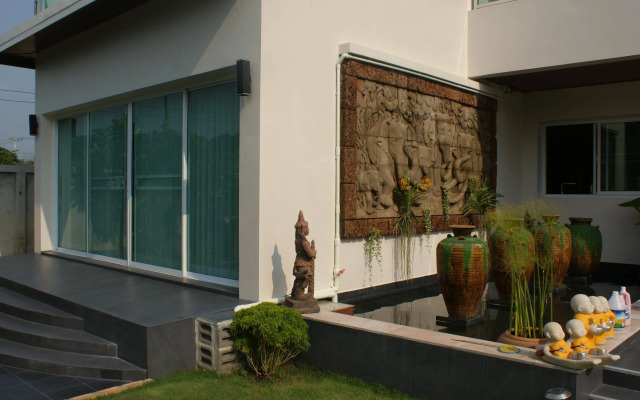 Sumali Villa