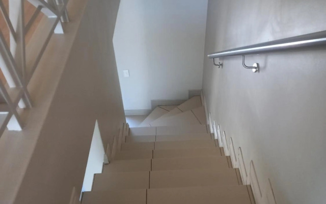 Mount Royal 31 - Large 1 bed with balcony