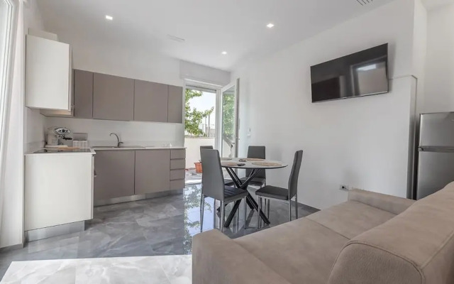 Sole Apartment 2 Central Marina With Modern Furnishings