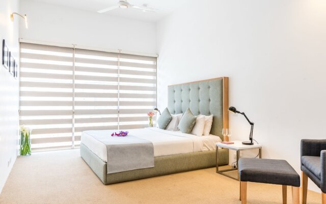 W15 Colombo