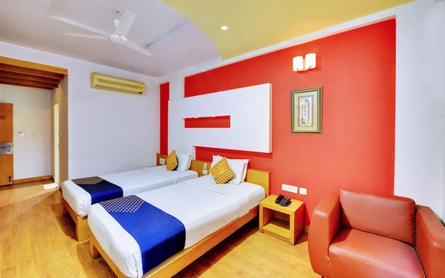 Twin Tulips Hotel