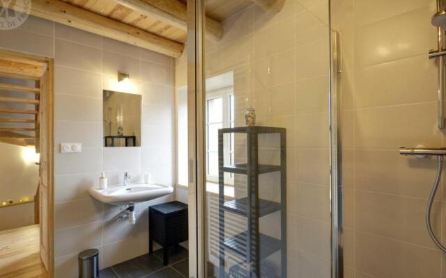 Gîte Saint-Hilaire-Cusson-la-Valmitte, 4 pièces, 6 personnes - FR-1-496-206