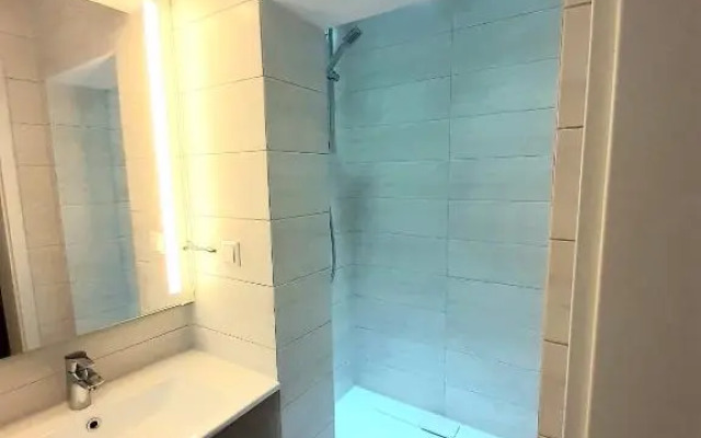 Modernes Apartment Metzingen 2