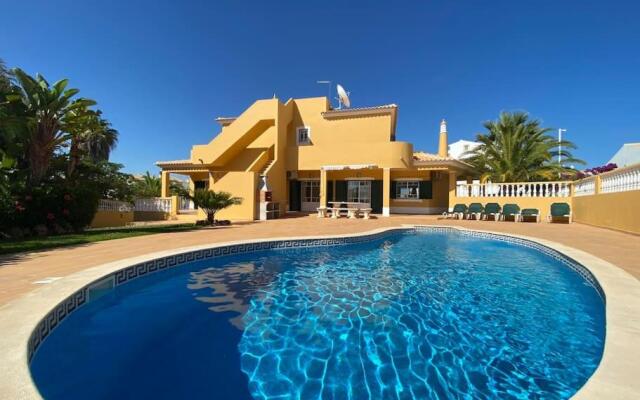 Villa Rafaela com piscina Albufeira