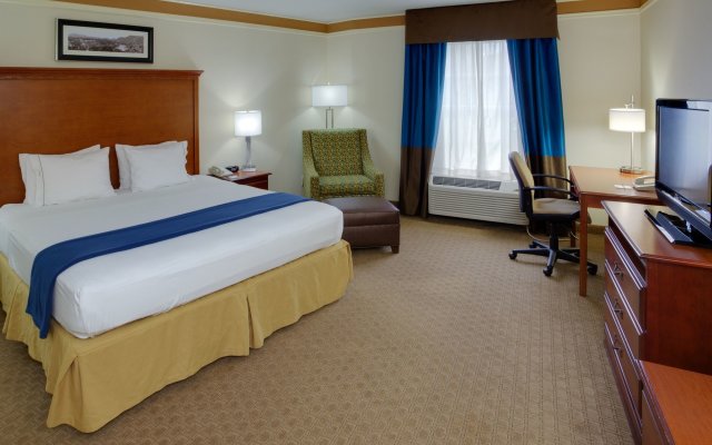 Holiday Inn Express Hotel & Suites Brattleboro, an IHG Hotel