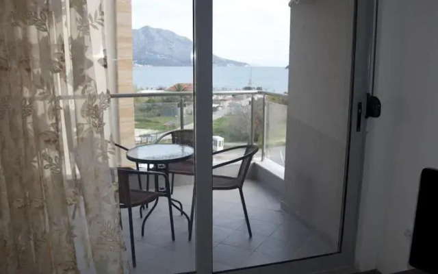 Apartments Marina