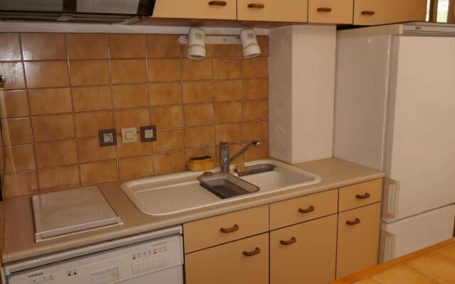 Appartement Esquièze-Sère, 3 pièces, 4 personnes - FR-1-402-82