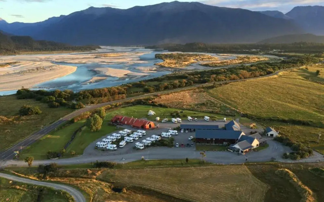Haast River Motels & Holiday Park