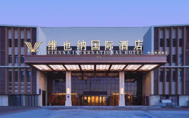 Vienna International Hotel (Jinou Lebao Chuanhua Logistics Port Branch)