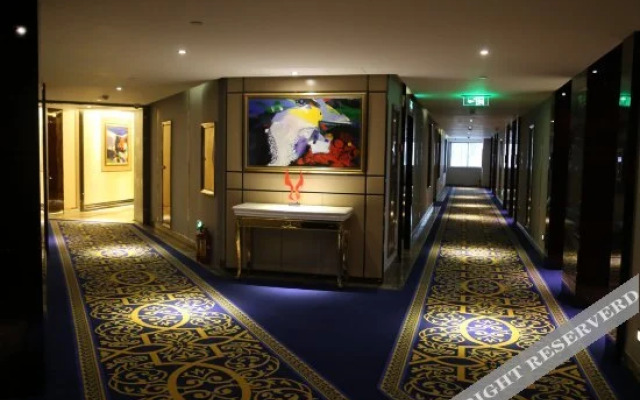 Guigang Wenhua International Hotel (City Government High-speed Railway Station)