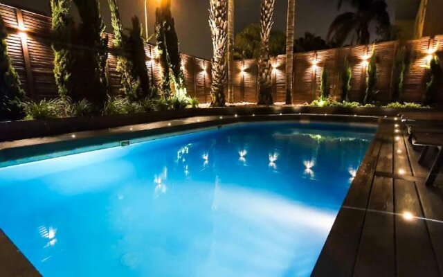 Beautiful Villa Swimming Pool 6 Bdrms H3