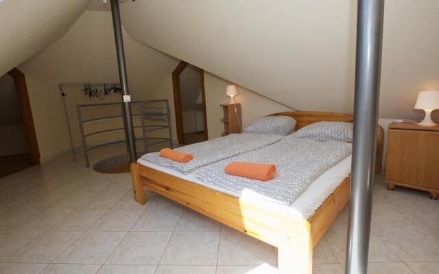 Zoli Apartmanok-Adri Kölcsey 32