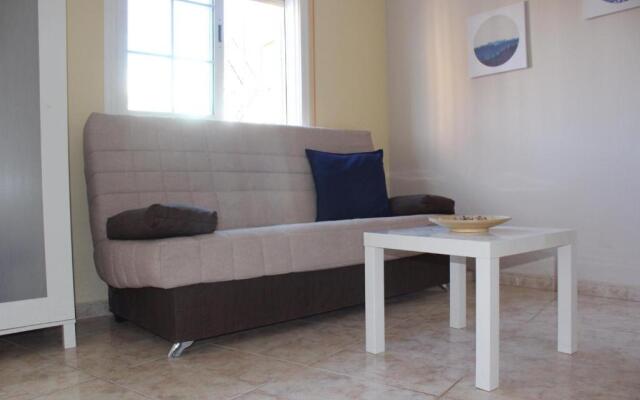 Nice and New Studio with balcony close to the city