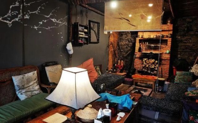 Shihong Inn