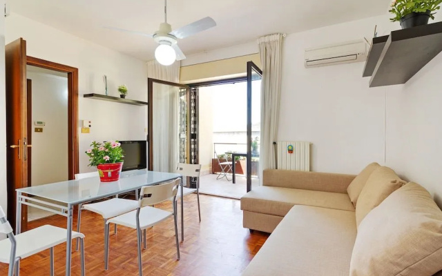 Le Palme Apt with Terrace and Sea View