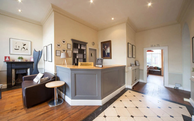 Rodney Hotel