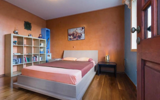 165 sm Penthouse Maisonette Apartment