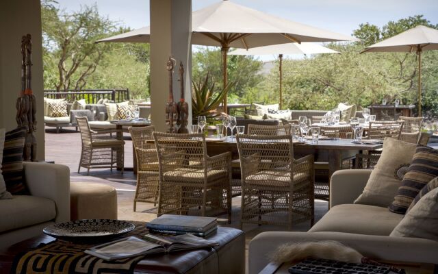 Отель Four Seasons Safari Lodge Serengeti