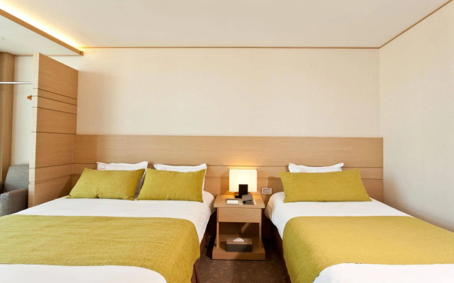 L&L Central Hotel