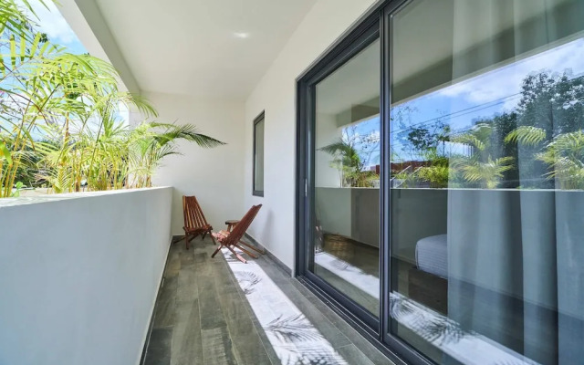 Modern Private Villa With Pools Terraces Sundeck