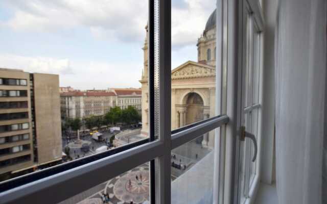 Standard Apartment by Hi5 - Bazilika Suite