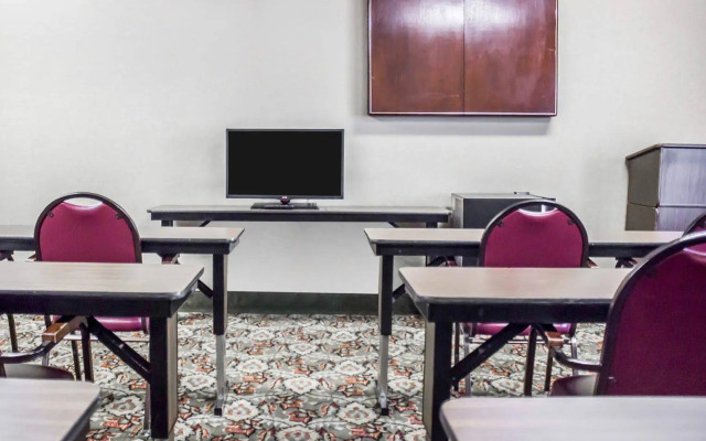 Wingate by Wyndham Clearfield