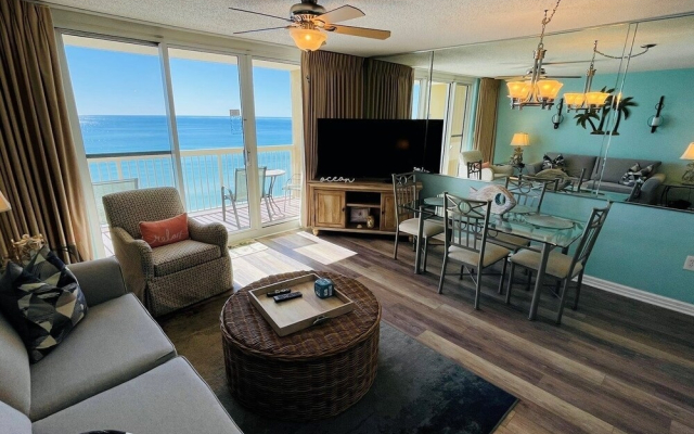 Pelican Beach 1006 1 Bedroom Condo by Pelican Beach Management