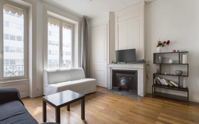 Modern 2 Room Apartment of 38m² - Lyon